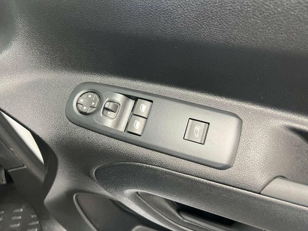 Vauxhall Combo 1.5 Turbo D 2300 Prime Panel Van SW 363560851