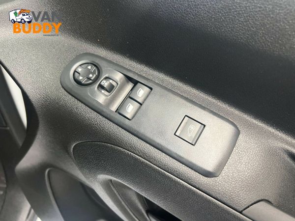 Citroen Berlingo 1.5 BlueHDi 1000 Driver M SWB Eur 363561179