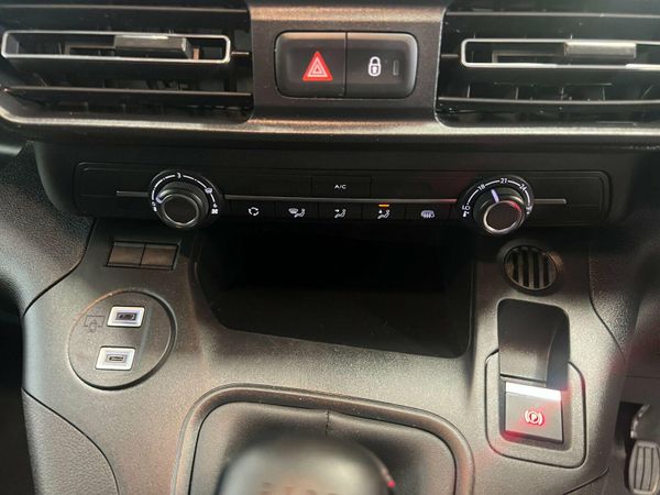 Citroen Berlingo 1.5 BlueHDi 1000 Driver M SWB Eur 363561184
