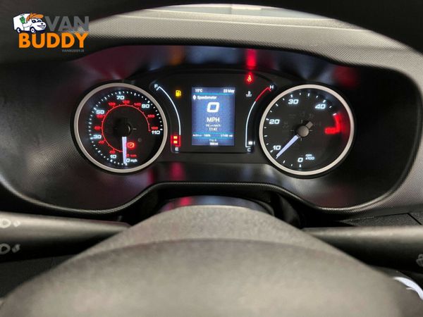 Iveco Daily 2.3D HPI 14V 35C 3000 SWB Euro 6 (s/s) 363561762