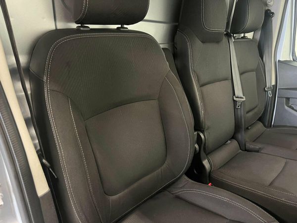 Renault Trafic 2.0 dCi Blue 28 Sport SWB Euro 6 (s 363563296