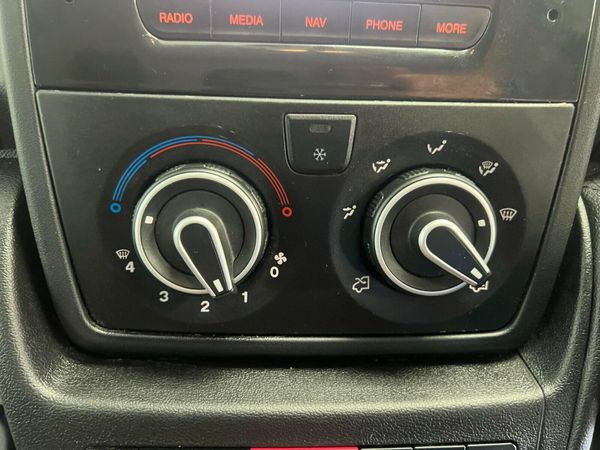 Peugeot Boxer 2.2 BlueHDi 435 Professional L4 H2 E 363563356