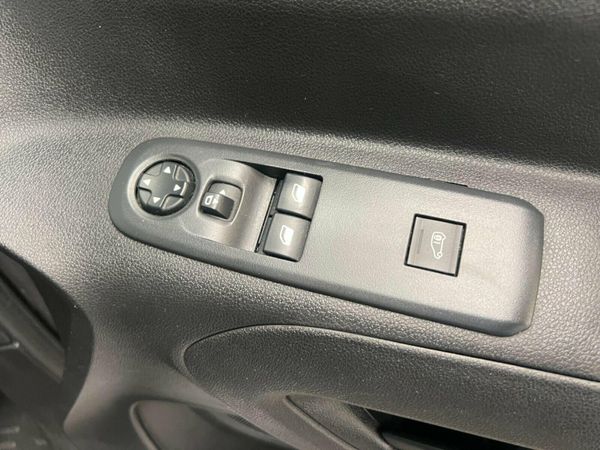Citroen Berlingo 1.5 BlueHDi 1000 Driver M EAT8 SW 363563448
