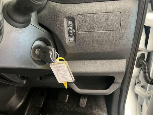 Renault Master 2.3 dCi 35 Business FWD MWB Medium 363563499