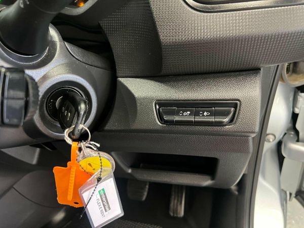 Renault Trafic 2.0 dCi Blue 28 Business SWB Euro 6 363563886