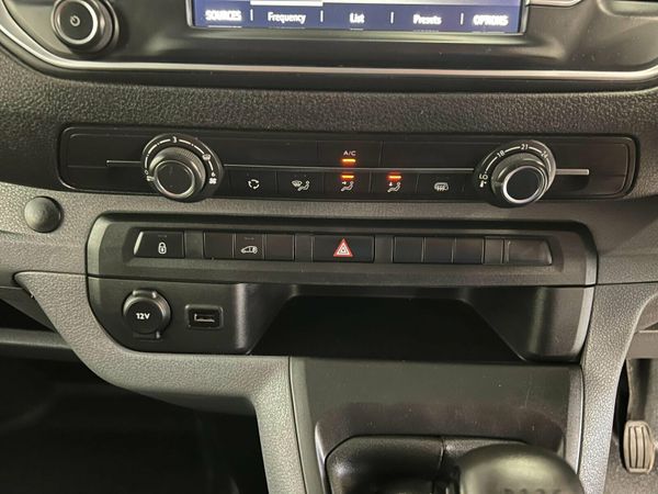 Vauxhall Vivaro 1.5 Turbo D 2900 Dynamic L2 H1 Eur 363576547