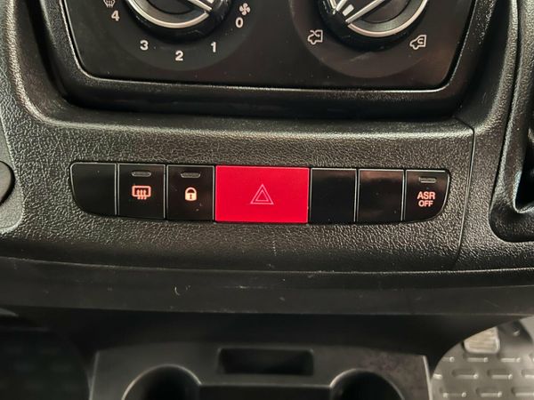 Peugeot Boxer 2.2 BlueHDi 335 Professional Premium 363576927