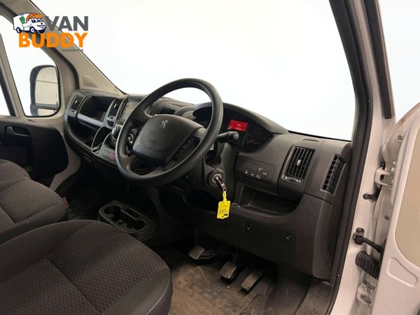 Peugeot Boxer 2.2 BlueHDi 335 Professional Premium 363584345