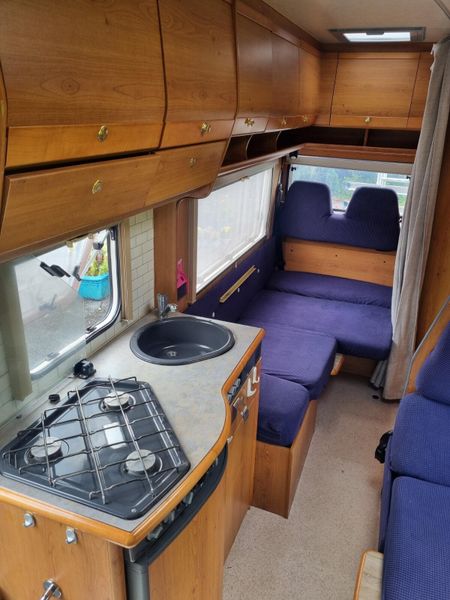 Dethleffs Globetrotter – 6 Berth / 6 Belts 363583199