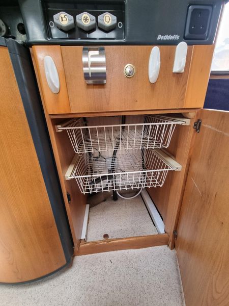 Dethleffs Globetrotter – 6 Berth / 6 Belts 363583221