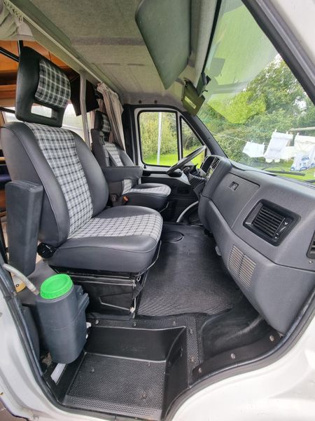 Dethleffs Globetrotter – 6 Berth / 6 Belts 363583234