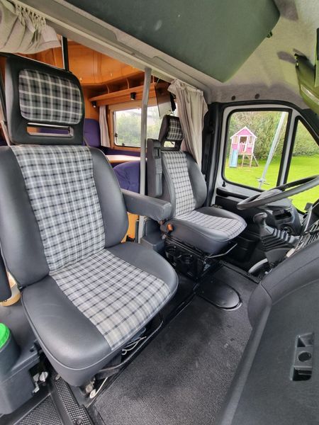 Dethleffs Globetrotter – 6 Berth / 6 Belts 363583235