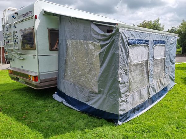 Dethleffs Globetrotter – 6 Berth / 6 Belts 363583276