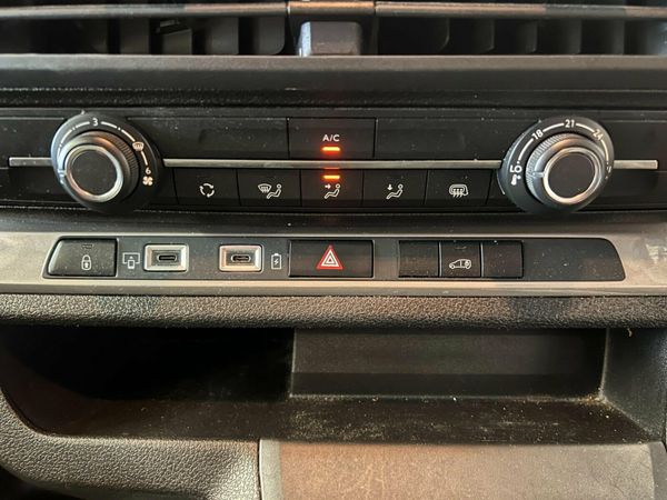 Vauxhall Vivaro 2.0 Turbo D 3100 Prime XL Panel Va 363583476
