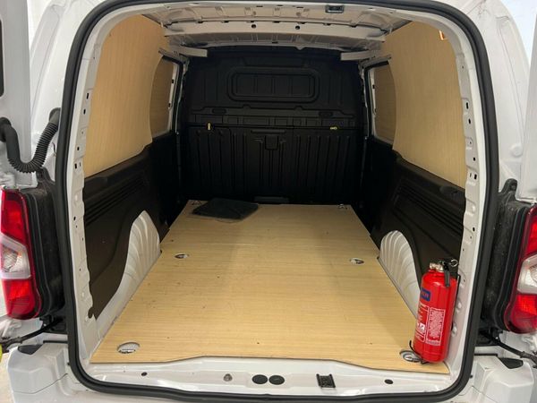 Citroen Berlingo 1.5 BlueHDi 950 Driver XL LWB Eur 363583834