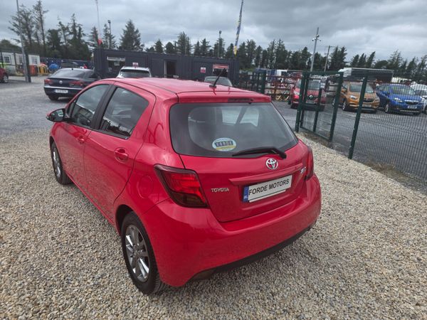 Toyota Yaris 2016 363679379