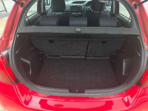 Toyota Yaris 2016 363679373