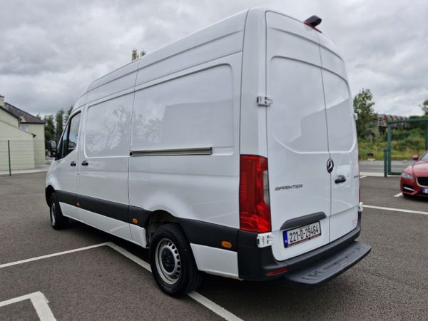 Mercedes-Benz Sprinter 2022 363709416
