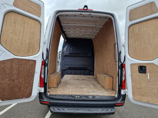 Mercedes-Benz Sprinter 2022 363709424