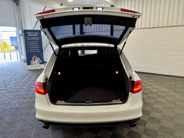 2015 Audi A4- S Line-Estate-Automatic 363700274
