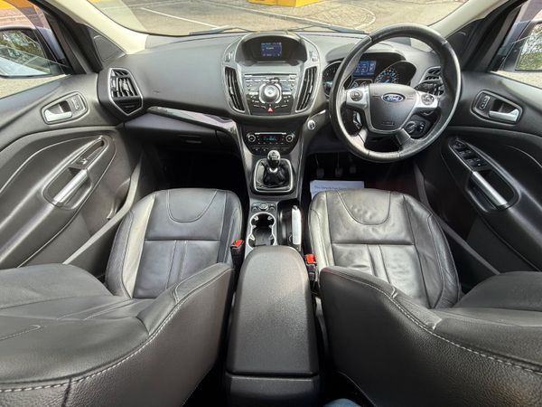 Ford Kuga  2.0 TDCI Titanium ( pan roof / leather 363702149