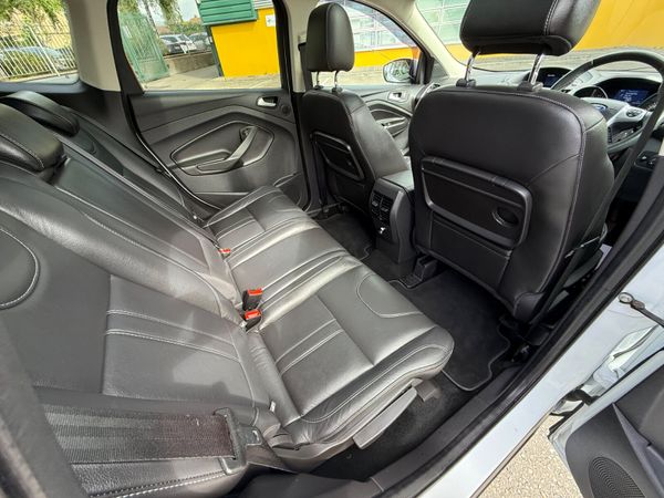 Ford Kuga  2.0 TDCI Titanium ( pan roof / leather 363702143