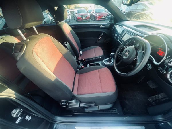 Volkswagen Beetle 2014 363723284