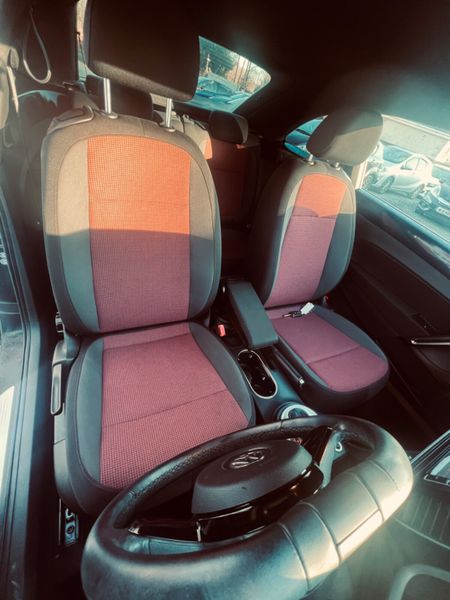 Volkswagen Beetle 2014 363723285