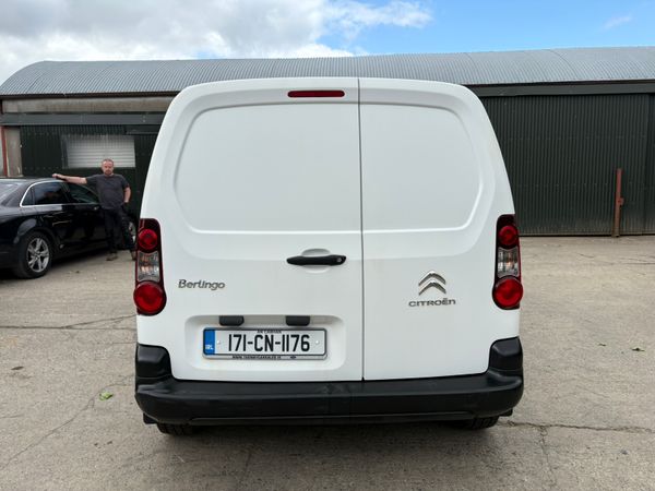 2017 Citreon Berlingo #READ AD# 363737092