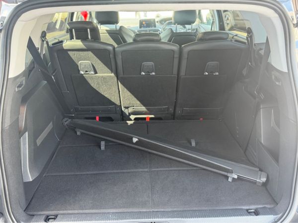 Peugeot 5008 ALLURE 1.2 130 363745986