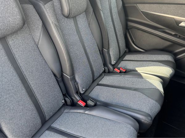 Peugeot 5008 ALLURE 1.2 130 363745990