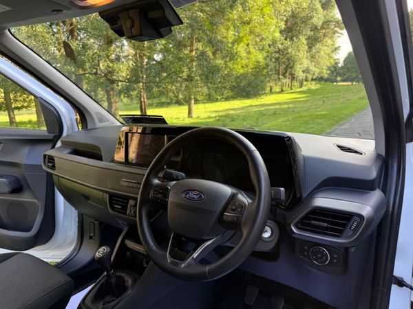 Ford Transit Courier 2024 New Model 363780889