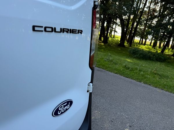 Ford Transit Courier 2024 New Model 363780909
