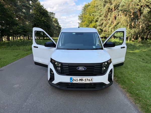 Ford Transit Courier 2024 New Model 363780946