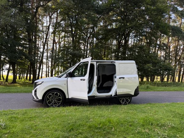 Ford Transit Courier 2024 New Model 363780955
