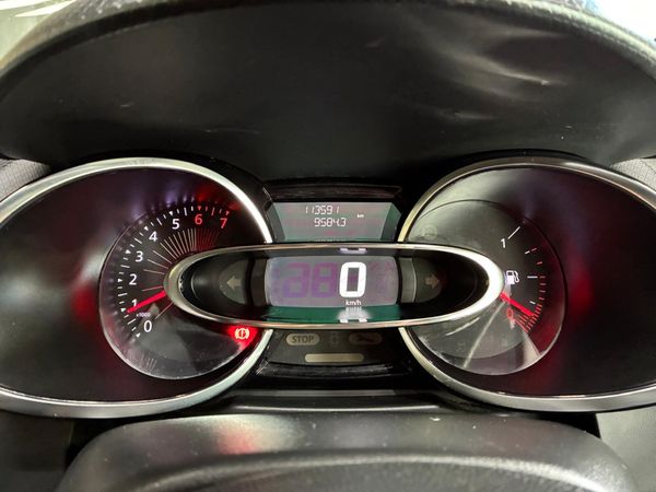 Renault Clio 2017 363796899