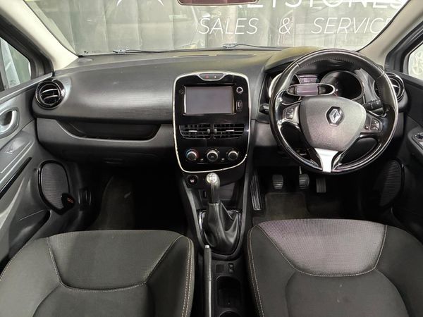 Renault Clio 2017 363796901