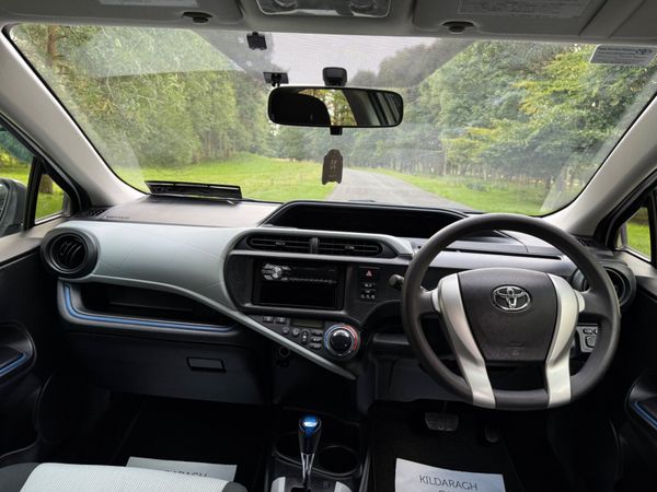 Toyota Aqua 2014 Automatic Hybrid 363810762