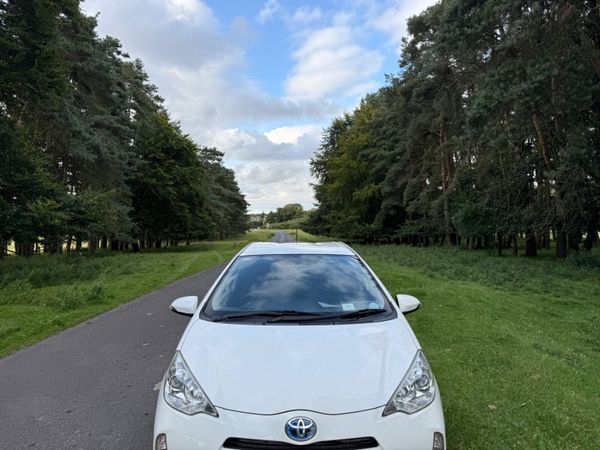 Toyota Aqua 2014 Automatic Hybrid 363810784