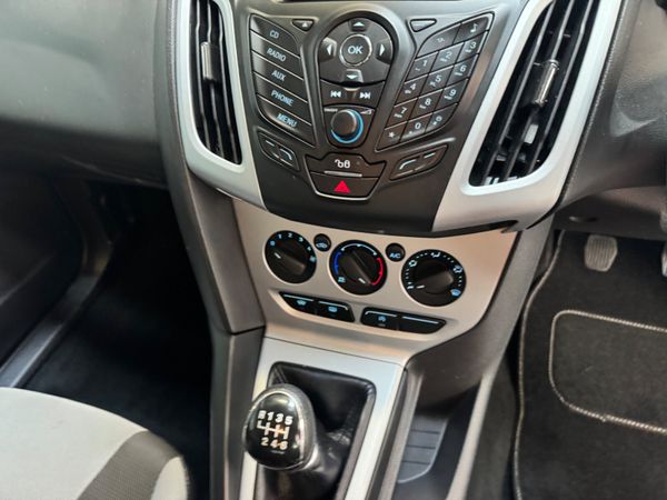 Ford Focus 2013 363821163