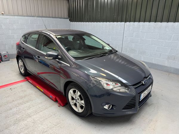 Ford Focus 2013 363821244