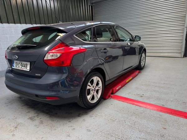 Ford Focus 2013 363821246