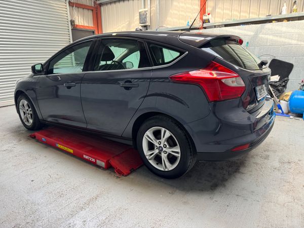 Ford Focus 2013 363821247