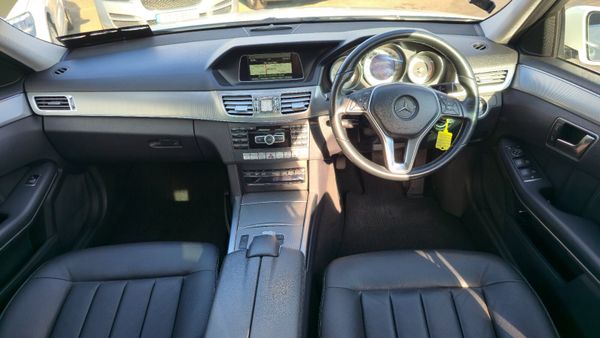 Mercedes-Benz E-Class AVANTGARDE 363821959