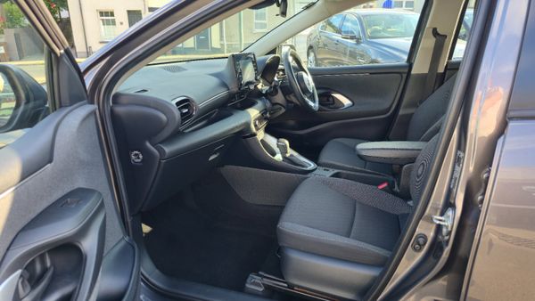 Toyota Yaris 2021 hybrid AUTO 363822721