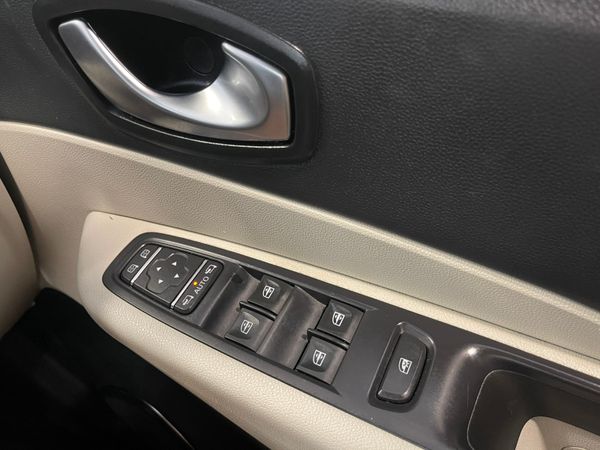 2019 Renault Captur GT LINE LOW Miles (RESERVED) 363836985