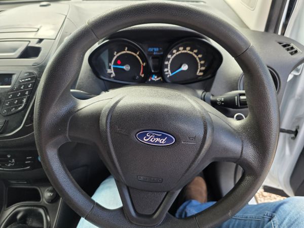 Ford Transit 2015 363847889
