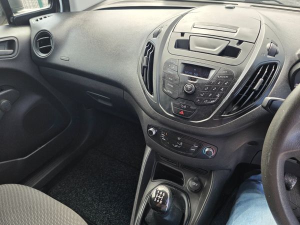 Ford Transit 2015 363847892