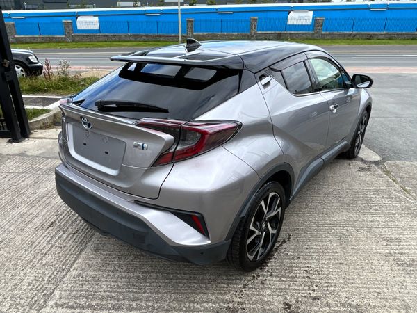 TOYOTA C-HR 2018, 1.8 HYBRID SOL REVERSE CAMERA 363841309