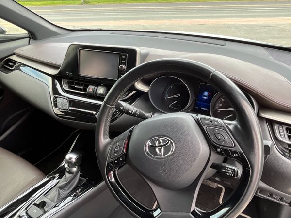 TOYOTA C-HR 2018, 1.8 HYBRID SOL REVERSE CAMERA 363841303